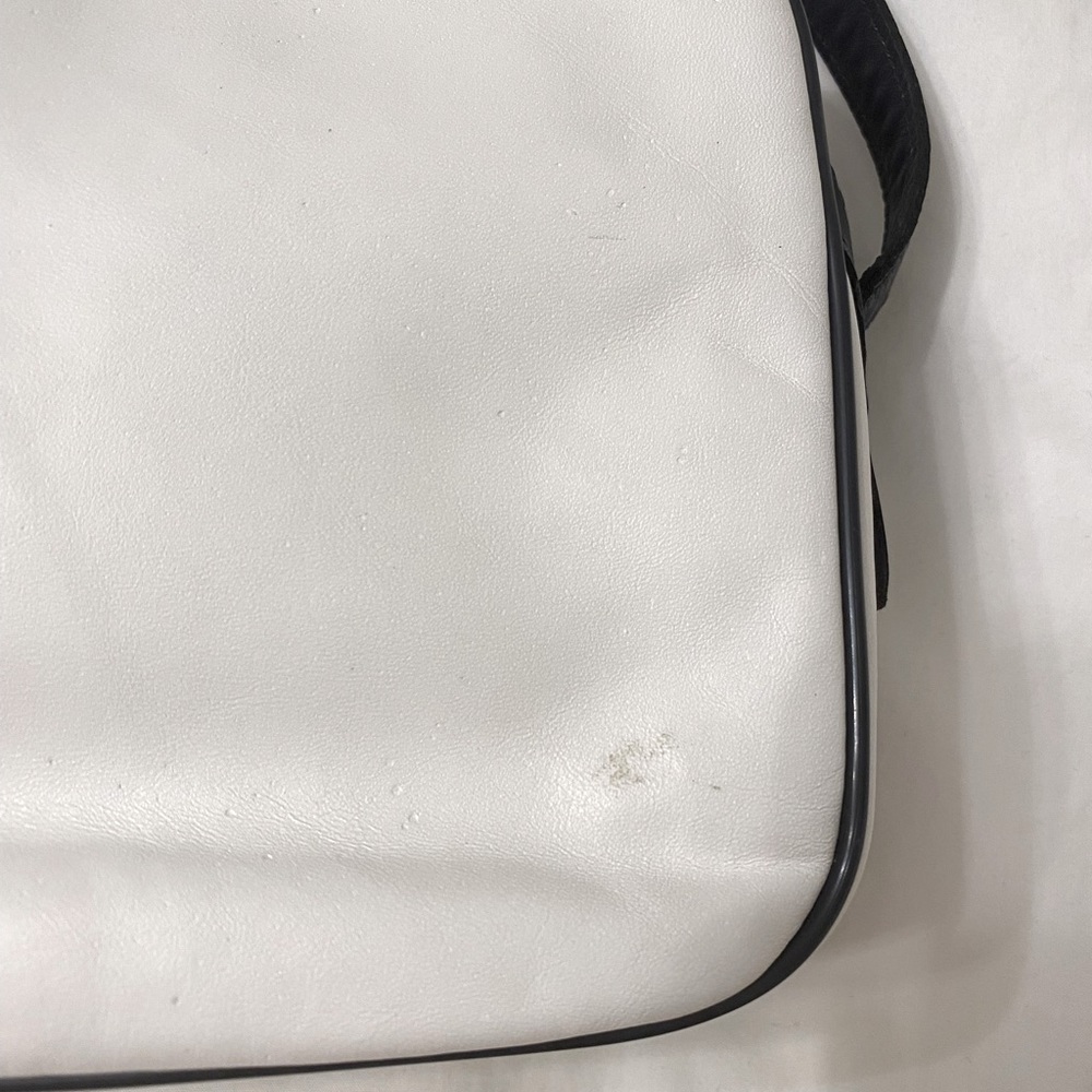 Etienne Aigner Leather Handbag - white with navy trim - Crossbody Bag - Picture 15 of 16